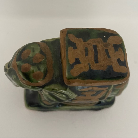 Vintage Green Ceramic Elephant Figurine Trunk Up 5-in High. - Picture 4 of 6